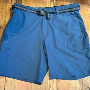 Orvis 40 inch waist Navy Cargo Shorts with Belt